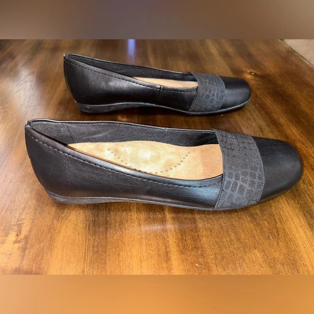 Trotters Samantha Ballet Flats - Picture 4 of 7
